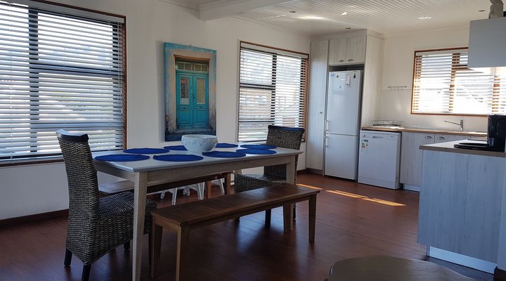 Captain's Cabin