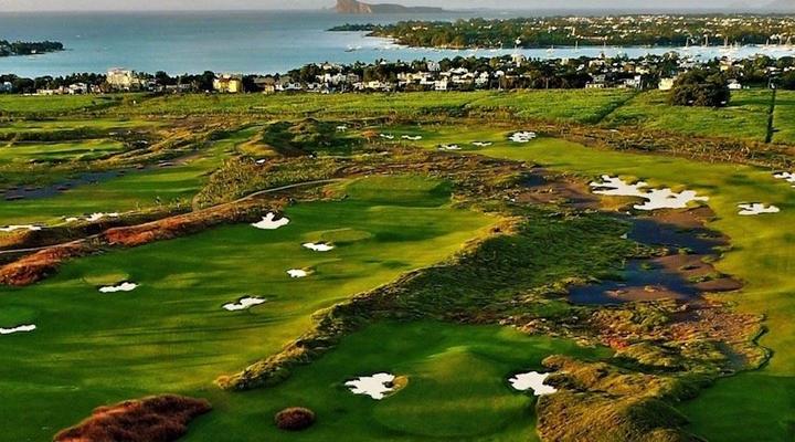 Villa Alexis Vacation Rental 3 bedrooms unit beside Trou aux Biches beach