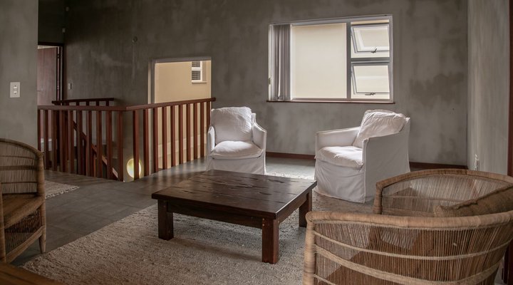 Blue Pearl - situated right on the beach