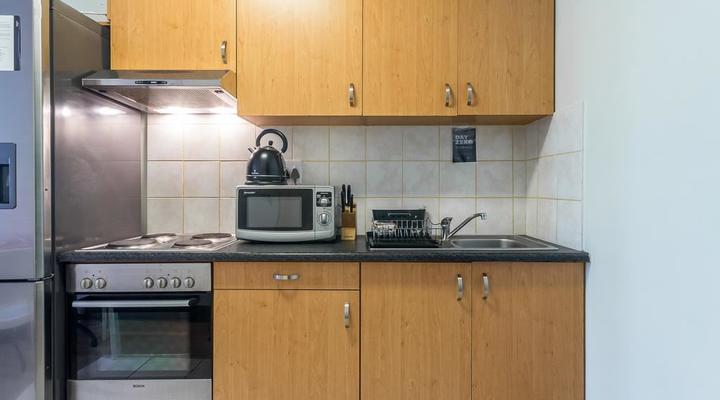 The Square- Safe Apartment With Parking