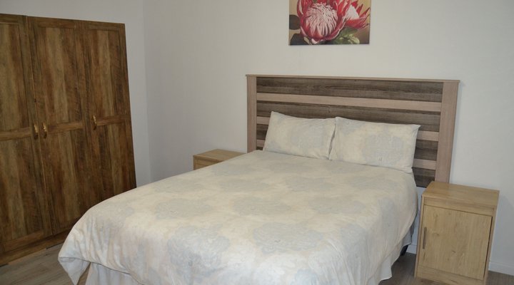 Oudtshoorn Home Stay