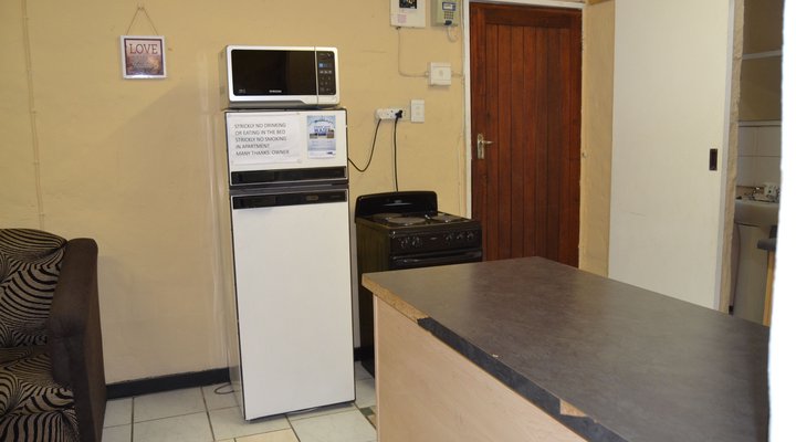 Oudtshoorn Home Stay