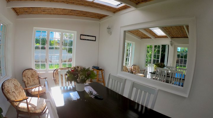 The Dragonfly Country Cottage Stanford