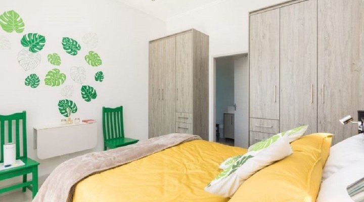 The Poplar Sunny En-suite