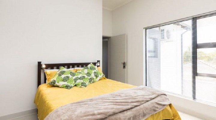 The Poplar Sunny En-suite