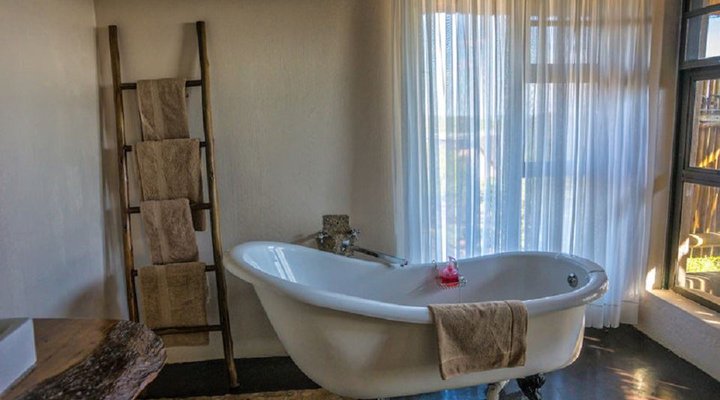 Mabalingwe Kombisa Lodge