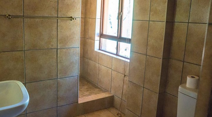  Mabalingwe Toeka Lodge