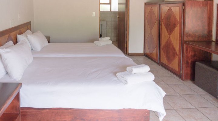  Mabalingwe Elephant Lodge 6 Sleeper