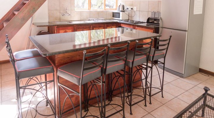  Mabalingwe Elephant Lodge 6 Sleeper