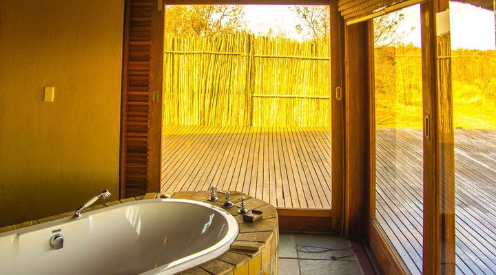 Mabalingwe Kwanyati Lodge