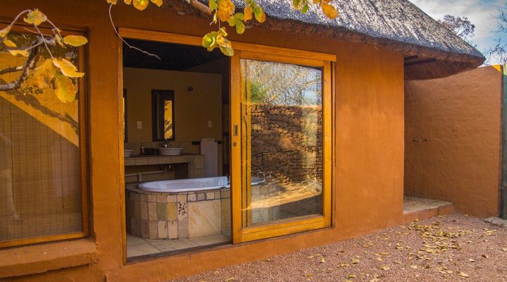 Mabalingwe Kwanyati Lodge