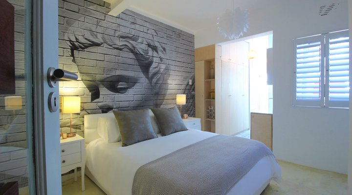 Lions Head Apartment