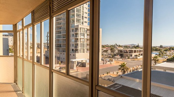 Zeezicht Beachfront Apartment