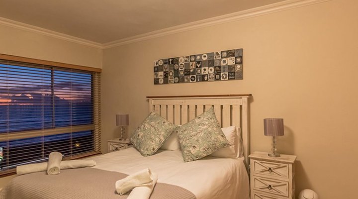 Zeezicht Beachfront Apartment