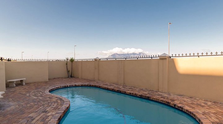 Zeezicht Beachfront Apartment