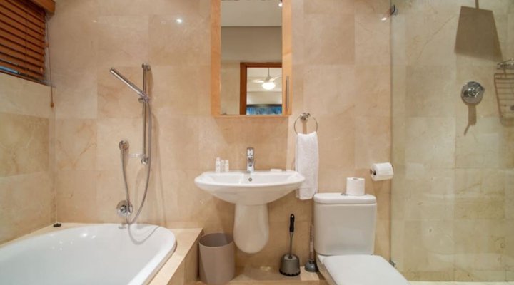 Lido Court Luxury Apartment