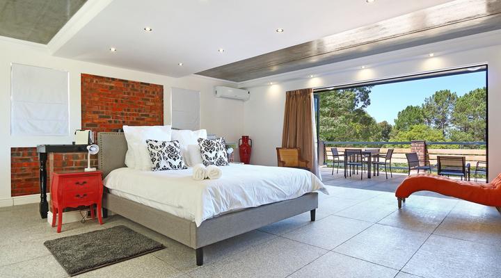 Purple Rayn Boutique Guest House