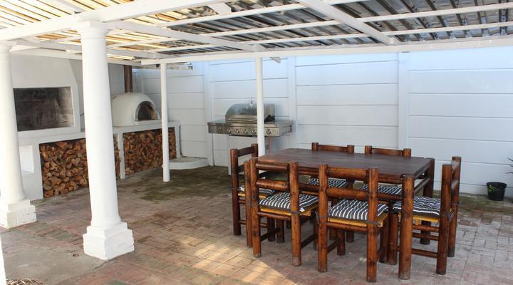 Clovelly Self-Catering Guest House