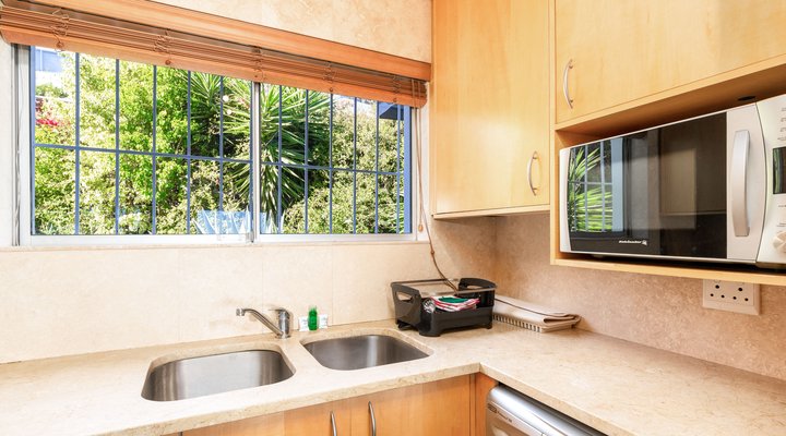Selbourne Place 205 