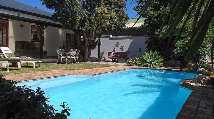 Mossel Bay Backpackers