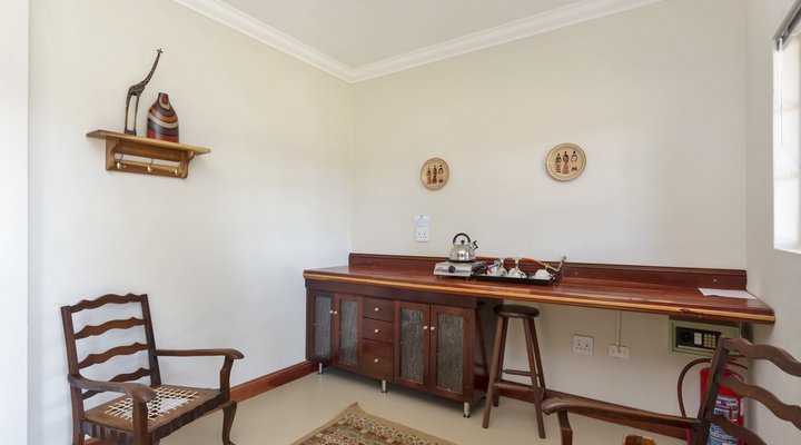 Teak Guest Rooms 