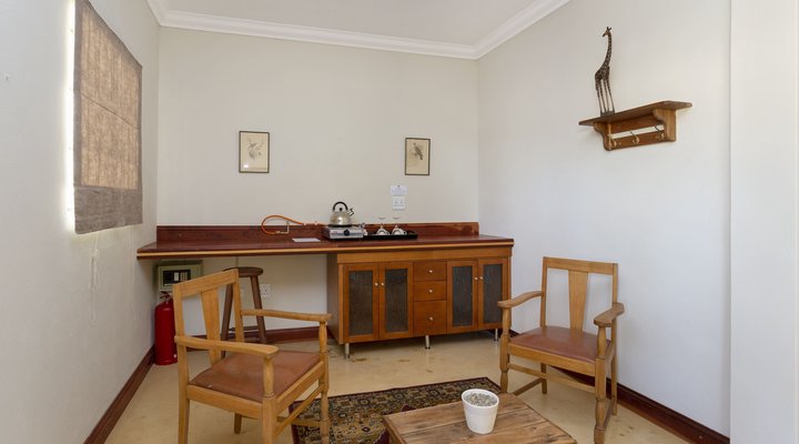 Teak Guest Rooms 