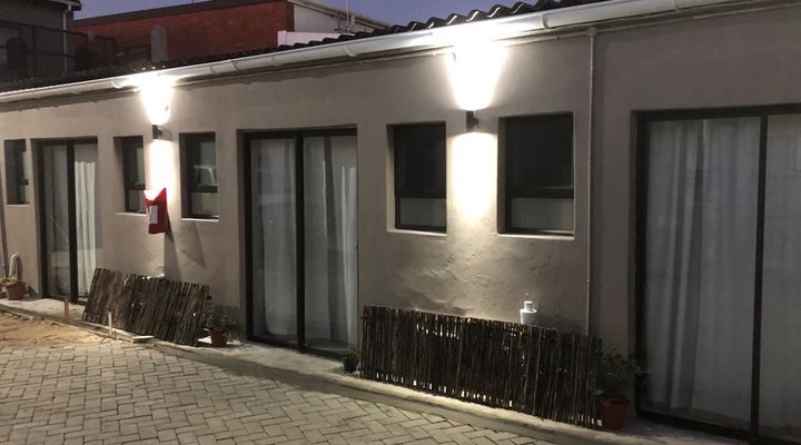 @ 92 Guest Suites