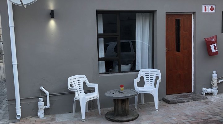 @ 92 Guest Suites