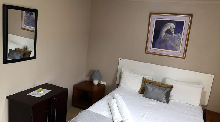 Ron Bed and Breakfast