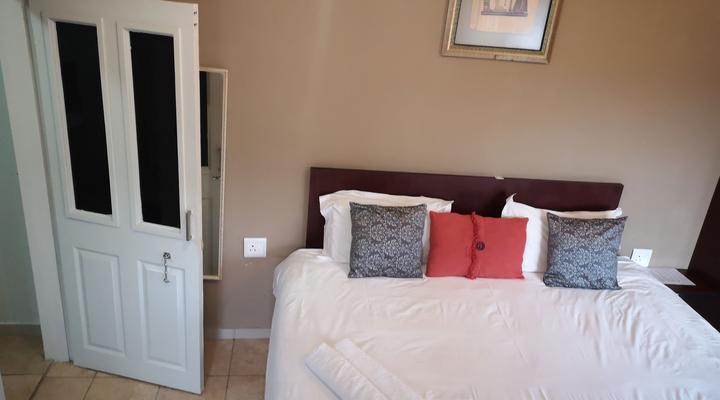 Ron Bed and Breakfast