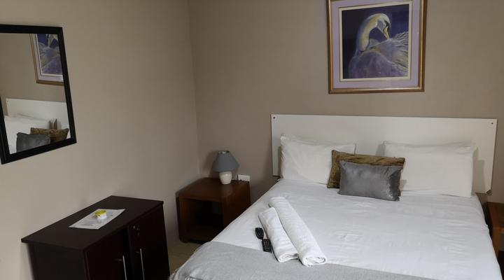 Ron Bed and Breakfast