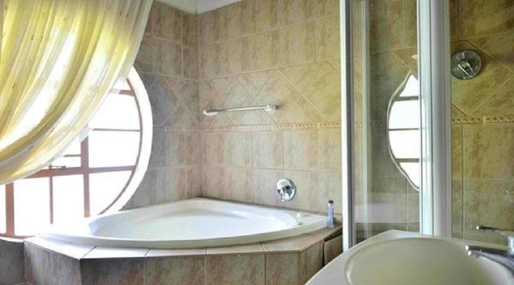 La Boheme Guesthouse