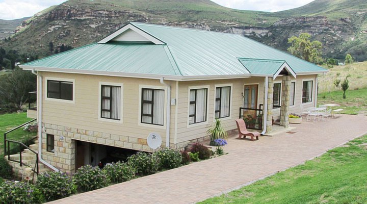 18A Eagles View House