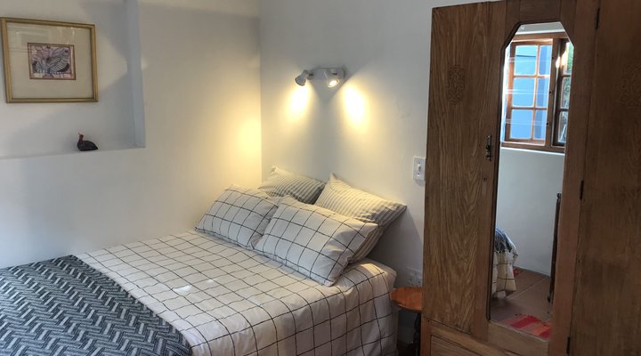Courtyard Cottage, Muizenberg; Cosy Studio Flat