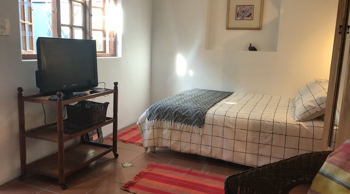 Courtyard Cottage, Muizenberg; Cosy Studio Flat