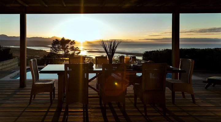 Bella Bay View
