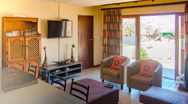 Elephant Lodge 150