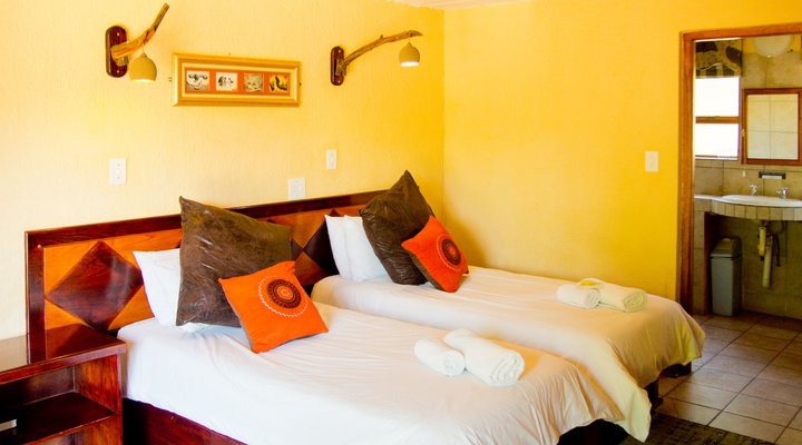 Elephant Lodge 150