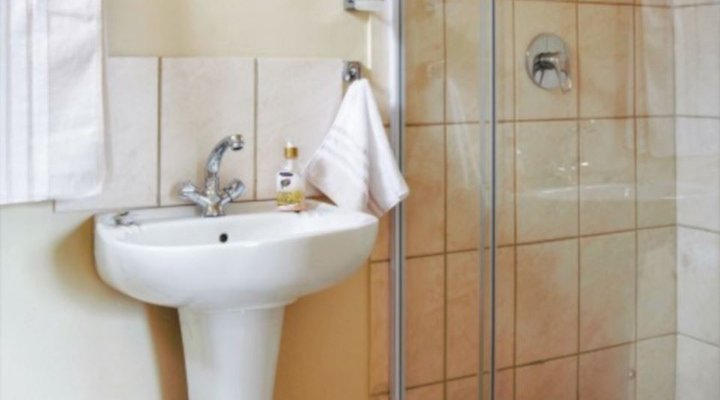 Clapham North Guesthouse