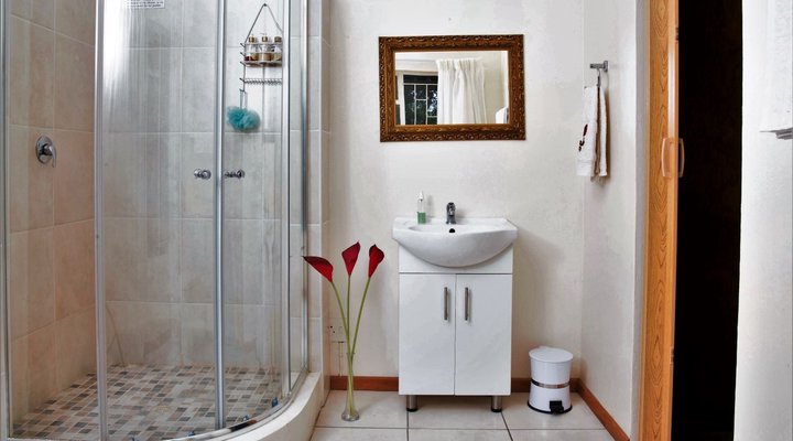 Clapham North Guesthouse