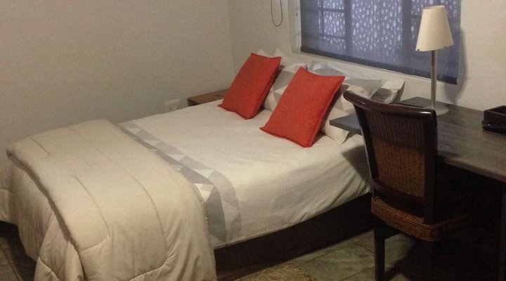 Red Wall Studio self catering luxury accommodate