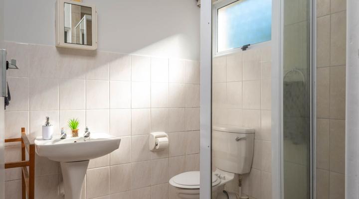 Serene Beach Break Away 