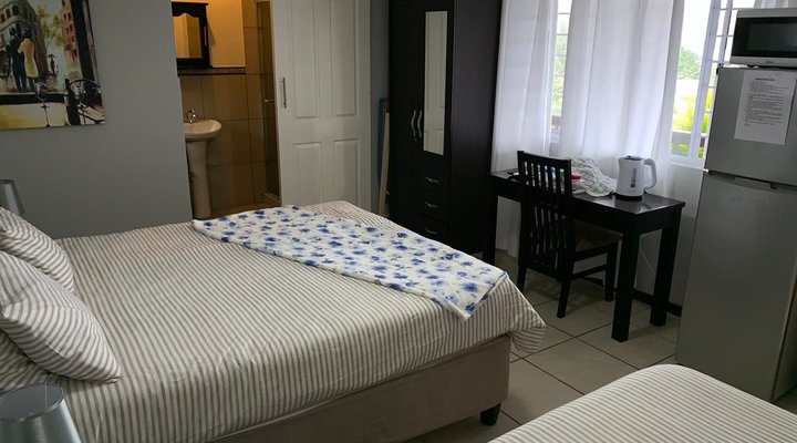 Andora Guesthouse