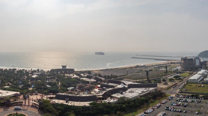 Stay @ Spinnaker 215