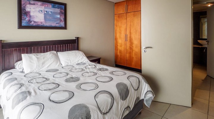 Stay @ Spinnaker 215