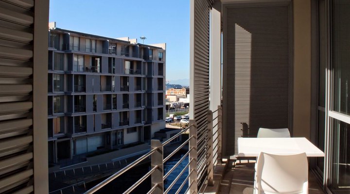 303 Harbour Bridge Apartment