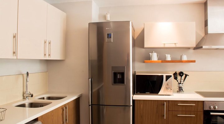 506 Canal Quays Apartment