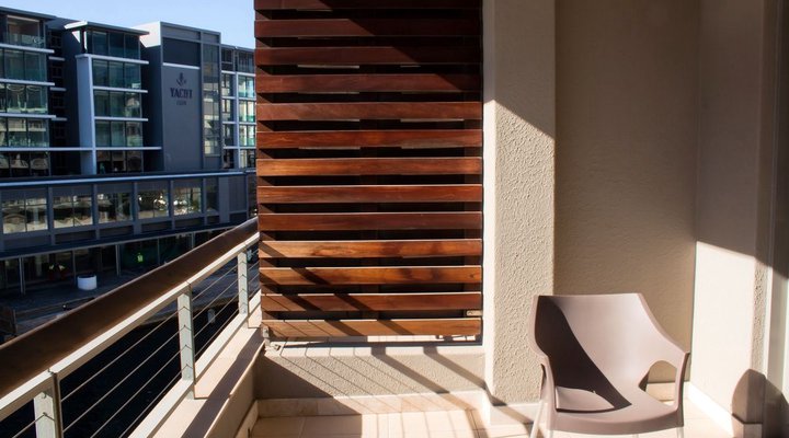 404 Canal Quays Apartment