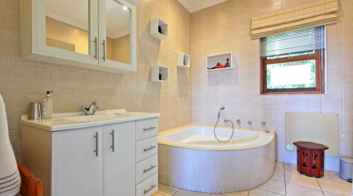 Notts Cottage