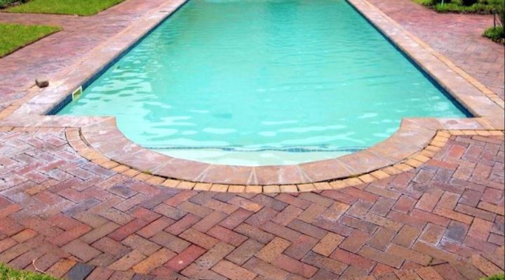 The Valley Beach Apartment